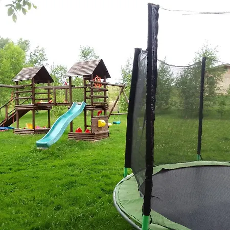 W Gorach Izerskich 4 I 6 Osobowy, Agroturystyka, Zywe Zwierzeta, W Pelni Wyposazone, Plac Zabaw Dla Dzieci, Ognisko Z Kijkami I Rusztem, Ogrzewanie I Klimatyzacja, Latem Basen * Mirsk