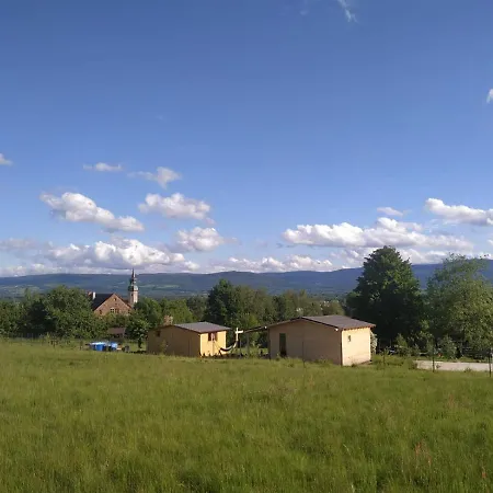 Górski Zakątek: Rodzinne Agroturystyczne Schronisko Z Basenem *