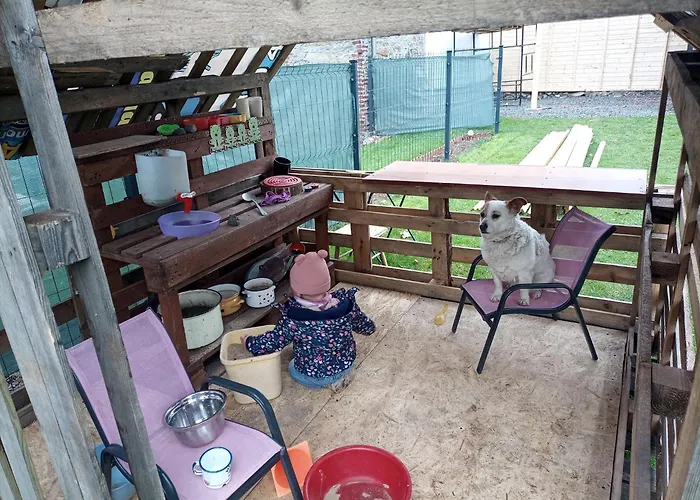 W Górach Izerskich 4 I 6 Osobowy, Agroturystyka, żywe Zwierzęta, W Pełni Wyposażone, Plac Zabaw Dla Dzieci, Ognisko Z Kijkami I Rusztem, Ogrzewanie I Klimatyzacja, Latem Basen