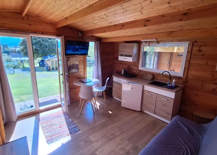 Dom wakacyjny W Górach Izerskich 4 I 6 Osobowy, Agroturystyka, żywe Zwierzęta, W Pełni Wyposażone, Plac Zabaw Dla Dzieci, Ognisko Z Kijkami I Rusztem, Ogrzewanie I Klimatyzacja, Latem Basen Mirsk