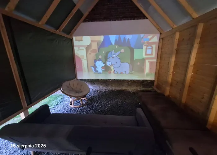 W Górach Izerskich 4 I 6 Osobowy, Agroturystyka, żywe Zwierzęta, W Pełni Wyposażone, Plac Zabaw Dla Dzieci, Ognisko Z Kijkami I Rusztem, Ogrzewanie I Klimatyzacja, Latem Basen *