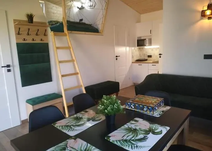 W Górach Izerskich 4 I 6 Osobowy, Agroturystyka, żywe Zwierzęta, W Pełni Wyposażone, Plac Zabaw Dla Dzieci, Ognisko Z Kijkami I Rusztem, Ogrzewanie I Klimatyzacja, Latem Basen *