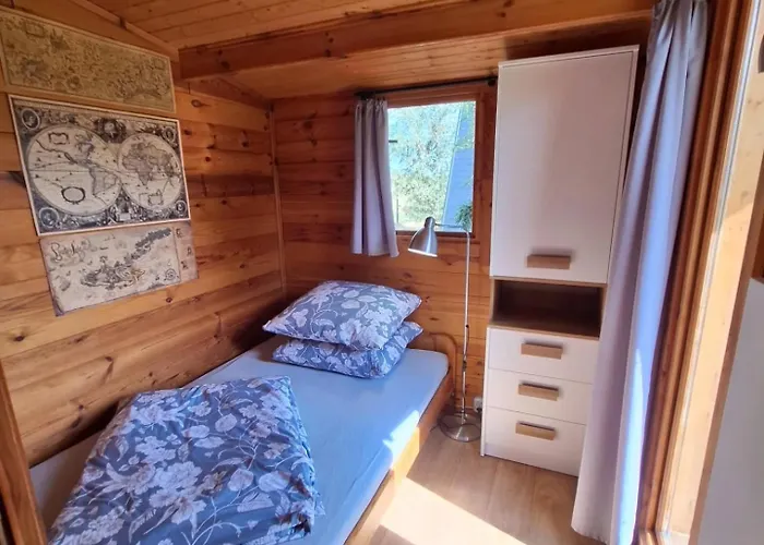 W Górach Izerskich 4 I 6 Osobowy, Agroturystyka, żywe Zwierzęta, W Pełni Wyposażone, Plac Zabaw Dla Dzieci, Ognisko Z Kijkami I Rusztem, Ogrzewanie I Klimatyzacja, Latem Basen Dom wakacyjny