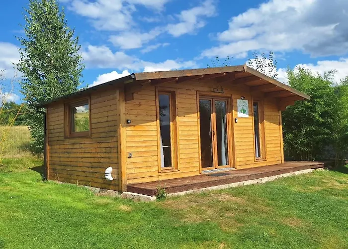 W Górach Izerskich 4 I 6 Osobowy, Agroturystyka, żywe Zwierzęta, W Pełni Wyposażone, Plac Zabaw Dla Dzieci, Ognisko Z Kijkami I Rusztem, Ogrzewanie I Klimatyzacja, Latem Basen * Mirsk