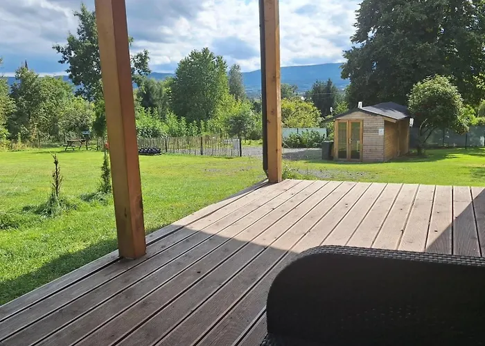 W Górach Izerskich 4 I 6 Osobowy, Agroturystyka, żywe Zwierzęta, W Pełni Wyposażone, Plac Zabaw Dla Dzieci, Ognisko Z Kijkami I Rusztem, Ogrzewanie I Klimatyzacja, Latem Basen Dom wakacyjny Mirsk